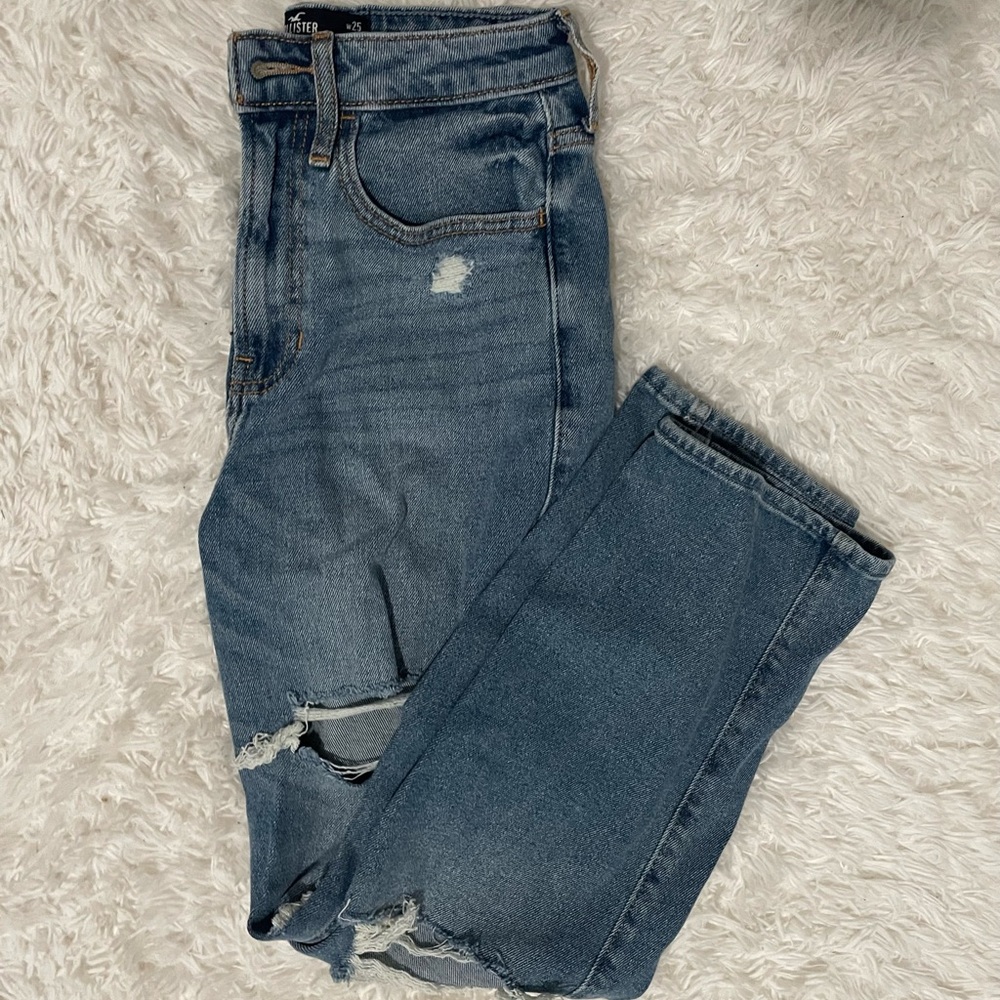 Cute ripped ultra high-rise vintage straight jeans